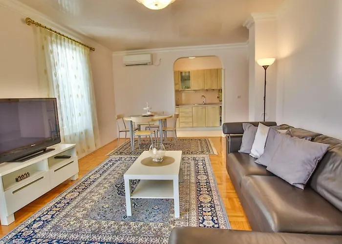 Διαμέρισμα Gala With Balcony And Private Parking